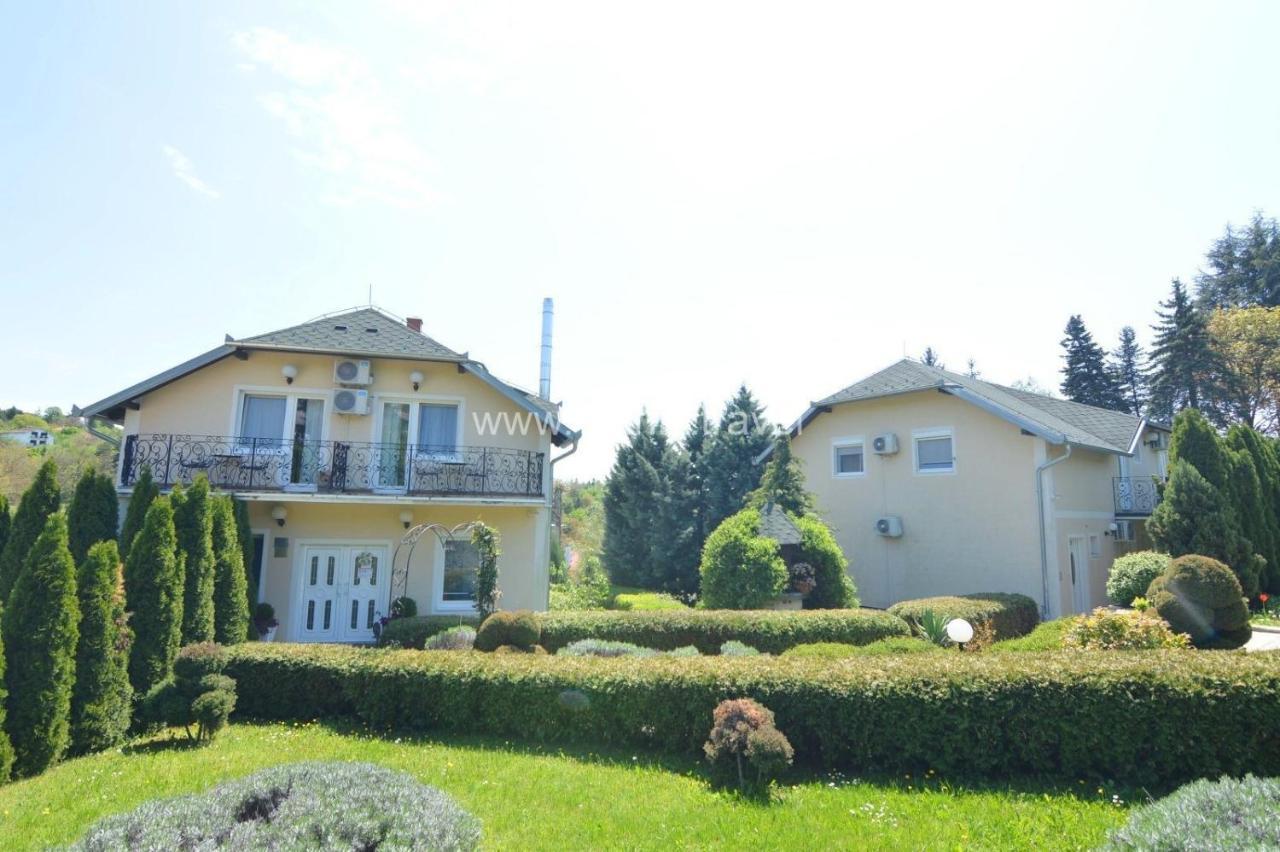 Suncani Breg Apartments Vrdnik Buitenkant foto