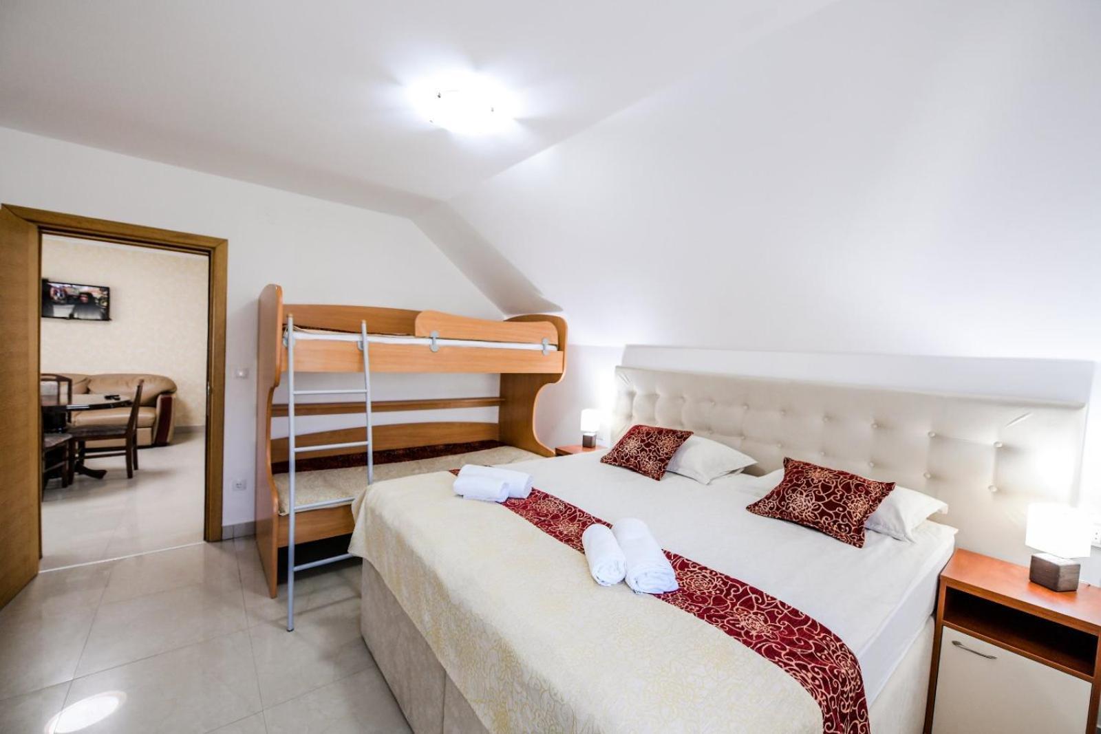 Suncani Breg Apartments Vrdnik Kamer foto