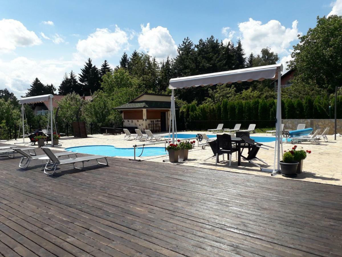 Suncani Breg Apartments Vrdnik Buitenkant foto